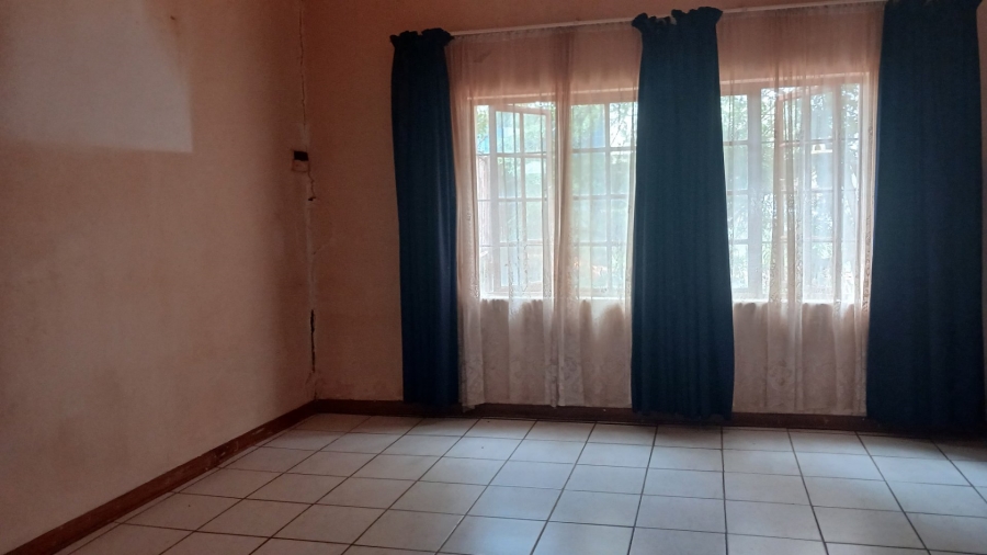  Bedroom Property for Sale in Vredenhof Sh Free State